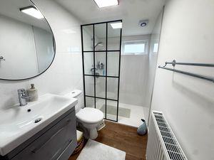 Photo 8- click for photo gallery